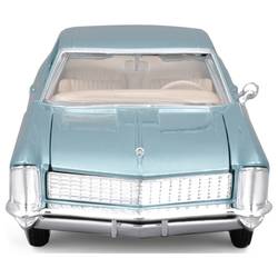 Maisto Buick Riviera ´65 1:24 model auta