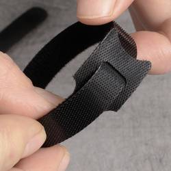 Quadrios 23CA188 kabelový manažer na suchý zip ke spojování háčková a flaušová část (d x š) 350 mm x 14 mm černá 10 ks