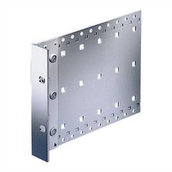 nVent SCHROFF 24566127 19 palec boční panel síťové skříně 3 U