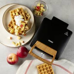 DOMO WAFFELEISEN – INKY BLACK vaflovač černá