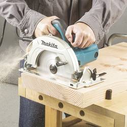 Makita HS7611 ruční kotoučová pila, max. řez 65 mm, vč. paralelního dorazu, 1600 W, HS7611