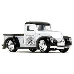 JADA TOYS Ford Disney Steamboat Willie, 1941 Pickup hotový model Model osobního automobilu