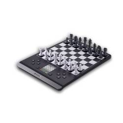Millennium Chess Genius Pro M815 šachový počítač UI funkce, Magnetické šachové figurky, Deska šachovnice s tlakovými čidly, Podsvícený barevný displej