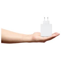 XTORM Ultra Wall USB nabíječka, GaN, 2x USB-C®, 1x USB A , 100 W, Quick Charge 3.0, bílá
