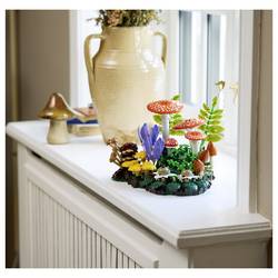 11505 LEGO® Botanicals™ Lesní houby Botanicals; sada se muchomůrkami LEGO a LEGO kostkami pro dospělé přírodní fanoušky