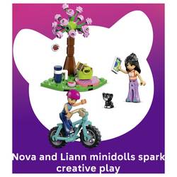42682 LEGO® FRIENDS Finnhütte, 2 hrací figurky a hrací kek - kempovací sada pro hrací pumpičku
