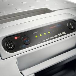 Dometic Group TCX35 přenosná lednice (autochladnička) Energetická třída (EEK2021): F (A - G) termoelektrický (peltierův článek) 12 V, 24 V, 230 V 33 l Až 27 °C