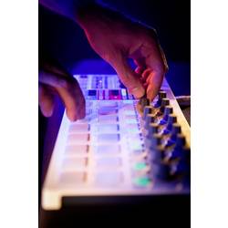 Arturia BeatStep Pro MIDI kontrolér