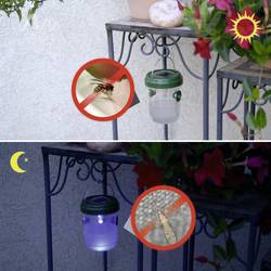 Gardigo Solar Insektenfalle 66643INT lapač vos feromon, LED světlo (Ø x v) 93 mm x 117 mm zelená 1 ks