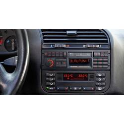 Blaupunkt Frankfurt RCM 82 autorádio konektor pro dálkové ovládání na volant, Bluetooth® handsfree zařízení, DAB+ tuner