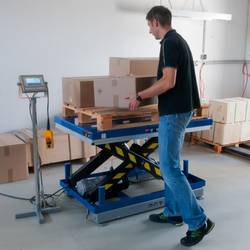 PCE Instruments PCE-HLTS 500 Váha se zvedacím stolkem PCE-HLTS 500 Max. váživost 500 kg na baterii