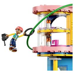 42689 LEGO® FRIENDS Heartlake City Club přátel (42689)