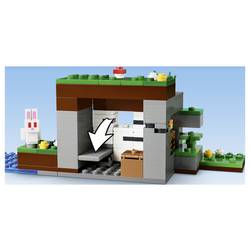 21593 LEGO® MINECRAFT První dobrodružství v noci; sada Minecft s Alex, skeletem a Creeperem