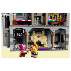 75645 LEGO® ONE PIECE Duell v zámku; hračky pro děti od 9 let; vícestupňový zámek a 6 minifigurek; dárek pro fanoušky Netflix One PIECE