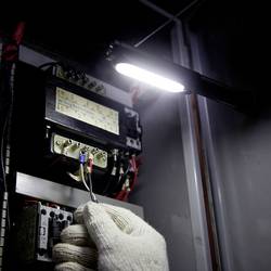 GP Discovery GPDISFFLC34BK223 LED pracovní svítidlo s magnetickým držákem 550 lm 30 h 217.5