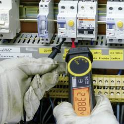 Chauvin Arnoux C.A 755 bezkontaktní zkoušečka napětí, CAT III 600 V, LCD